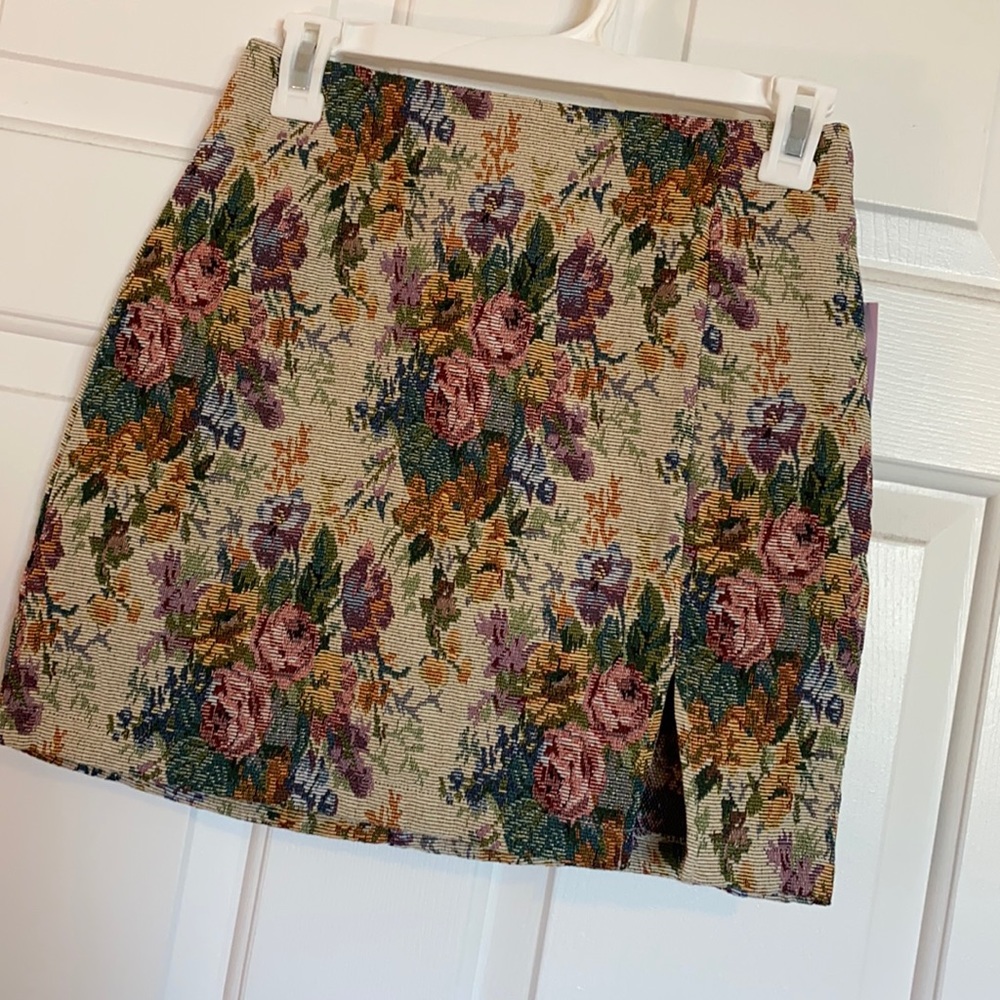 Wild fable floral skirt